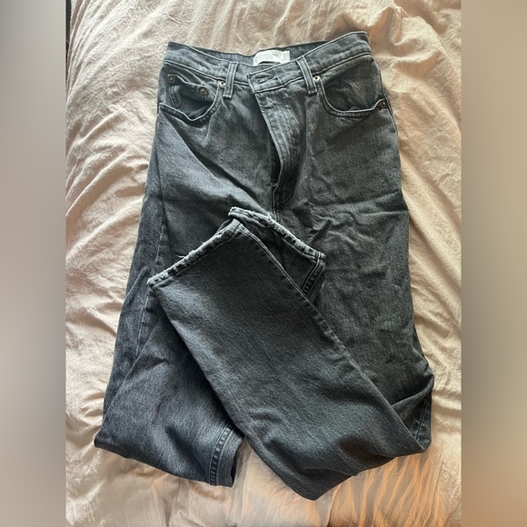 NWOT Abercrombie & Fitch 90’s straight ultra high rise jeans - Picture 2 of 3